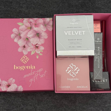 Оптом Набір декоративної косметики BOGENIA 150/006 - 8 продуктів