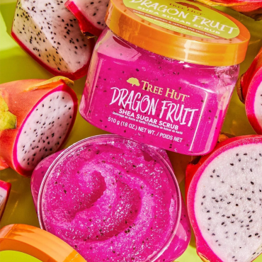 Оптом Скраб для тіла з ароматом драконового фрукту, ананасів і персиків TREE HUT DRAGON FRUIT SUGAR SCRUB - 510 г