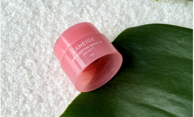 Догляд за губами